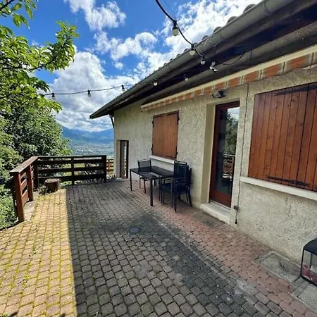 Maison A Avec Vue Imprenable Sur Belledonne Ferienhaus *